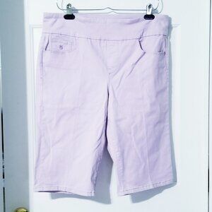 Gloria Vanderbilt Bermuda Shorts - Lilac Purple - Size 12